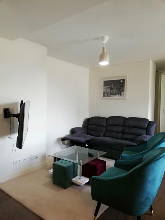 Beautiful Apartment-Campo Pequeno Home Лиссабон Экстерьер фото